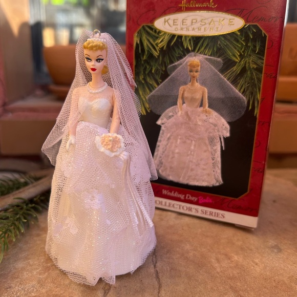 Hallmark Keepsake Barbie Ornament Wedding Day Doll in White New in Box - Picture 6 of 11